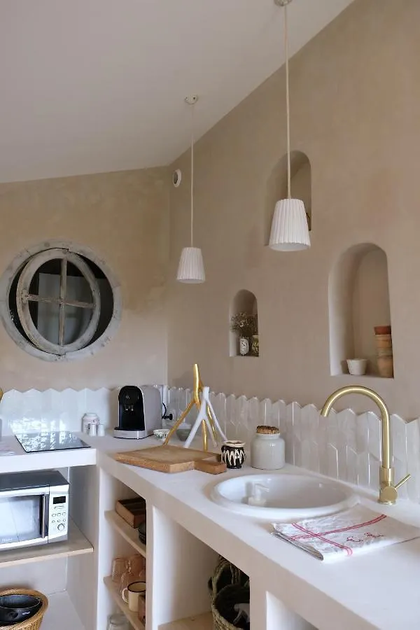 Studio Confort + Saint-Etienne